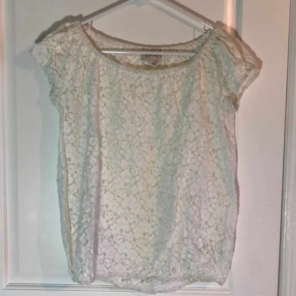 Women white top
